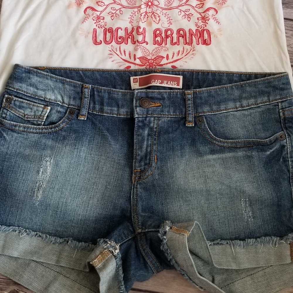 NWOT Gap denim shorts size 8